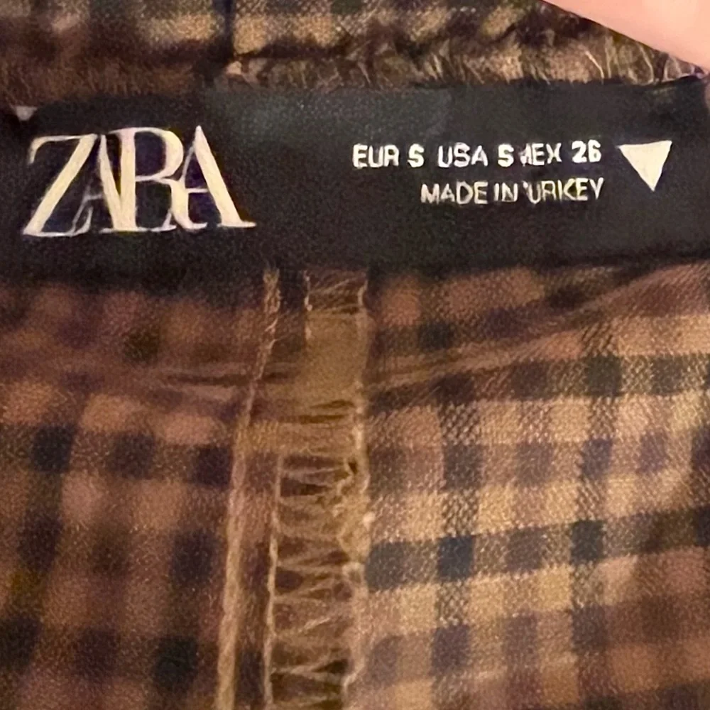 ZARA- Brown Houndstooth Pants with Side Stripe. Size: small - Picture 8 of 8